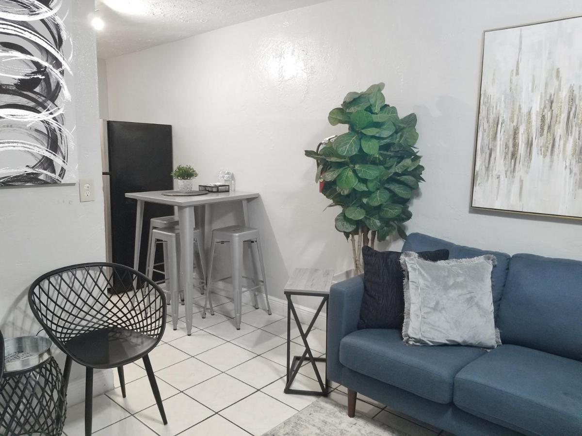 Ultra Glam Apartment 5 Miles From Hard Rock Casino Hollywood Exteriör bild